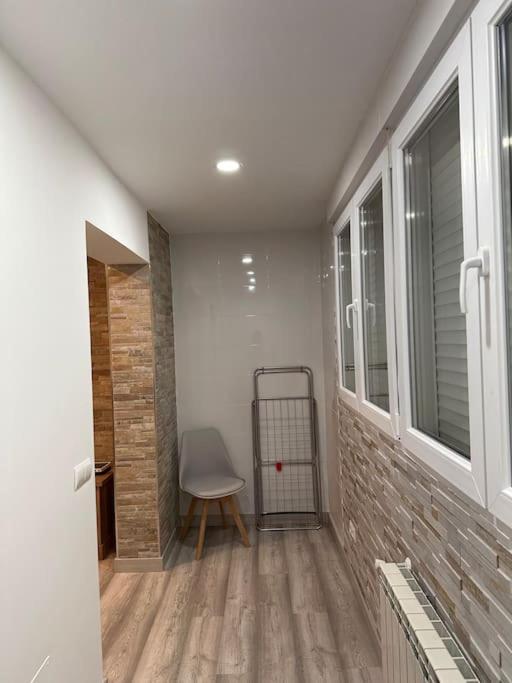 Cozy 1-Bedroom Apartment Madrid Exteriér fotografie