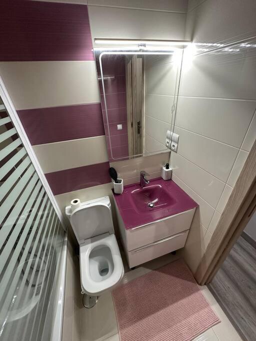 Cozy 1-Bedroom Apartment Madrid Exteriér fotografie
